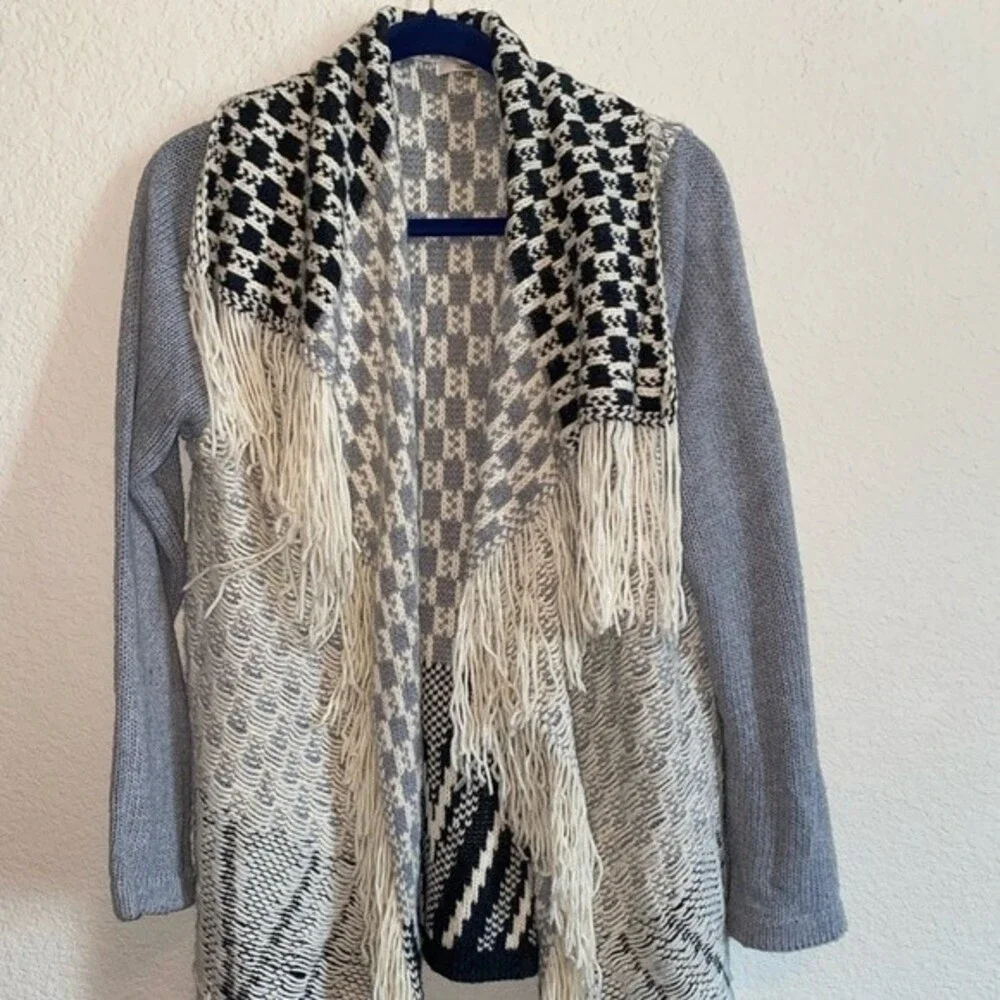 Soprano western wool cardigan waterfall tassel M aztec nashville southwest